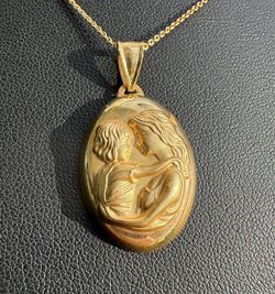 Jewelry 14k Yellow Gold Oval Mother and Child Pendant charm