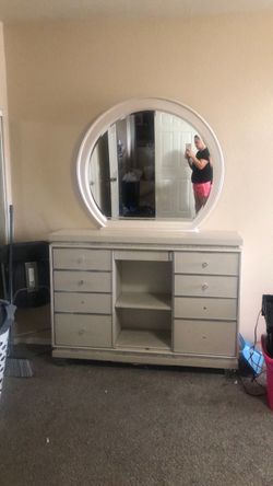 Dresser