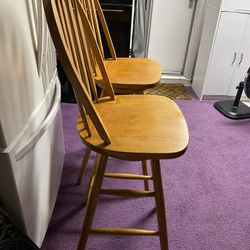 2 Stools