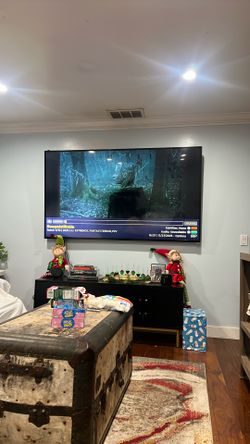 80"Vizio Tv