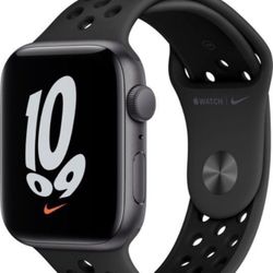 Apple Watch Nike SE GPS + Cellular 44mm