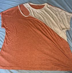 NWT Emery Rose top Sz XL fits more Lg