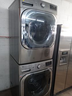 LG 29" gray stackable front load washer and gas dryer set - Free delivery