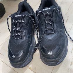 Used Balenciaga Triple S
