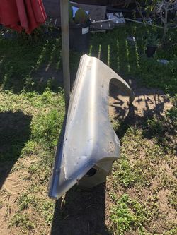 DRIVER FENDER