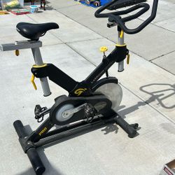 Spin exercise bike