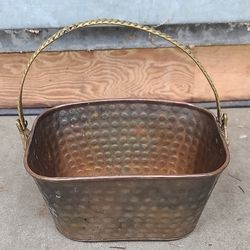 Cute Vintage Hammered Copper Basket With Brass Handle