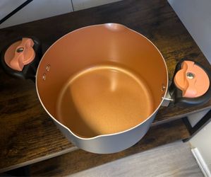 Gotham Steel Nonstick Pasta Pot with Strainer Lid & Twist Lock Handles Ceramic Copper Stock Pot Dishwasher Safe