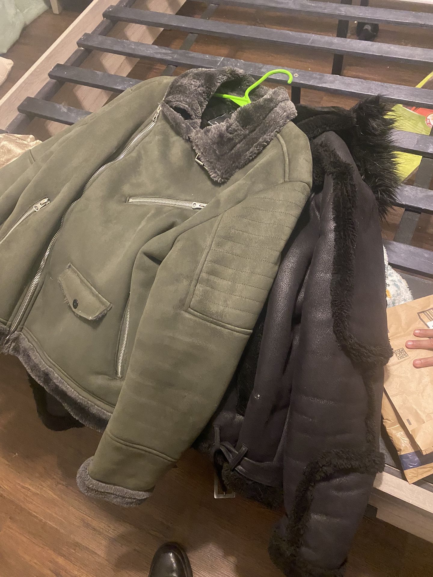 Reason, Fur, Olive green, Medium
