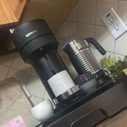  Nespresso machine Vertuo Pop+ Matte Black