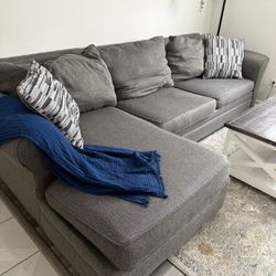 Sectional Couch 