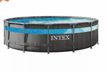 BRAND NEW IN BOX 🏊 POOL 🏊‍♀️ 🏊‍♂️
