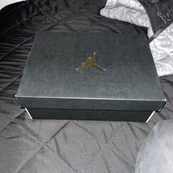 Summit White/ Varsity Red Air Jordan1 Lows,size 9,5