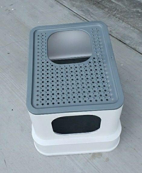 Cat Litter Box