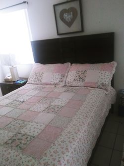 Queen bedroom set