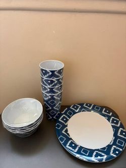 Blue Ikat Pattern Dinnerware Set