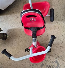 Schwinn Kids Tricycle