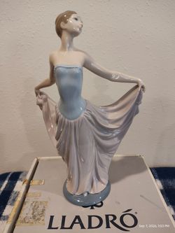 Lladró Porcelain Figurine 5050