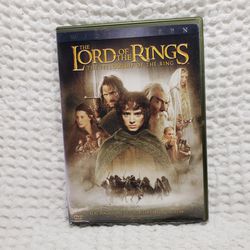 The Lord of the Rings: The Fellowship of the Ring 2 disk Dvd set . Rated PG 13 and 178 min run time. Good condition and smoke free home. 