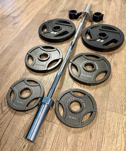 Olympic  Curl Bard & Brand NEW  Cast Iron Weight Plates 25s, 10s and 5s . Total: 97 lbs