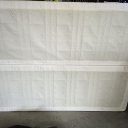 Serta Queen Split Box Spring - Good Condition