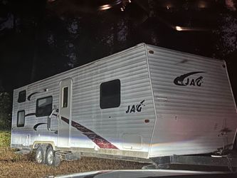 As is 2009 jag camper