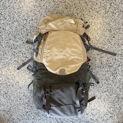 North face Coness 70L Backpacking Pack