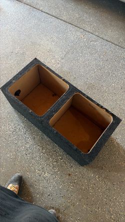 Speaker box for square 15inch speakers