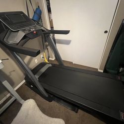 Pro Form 2000 Treadmill
