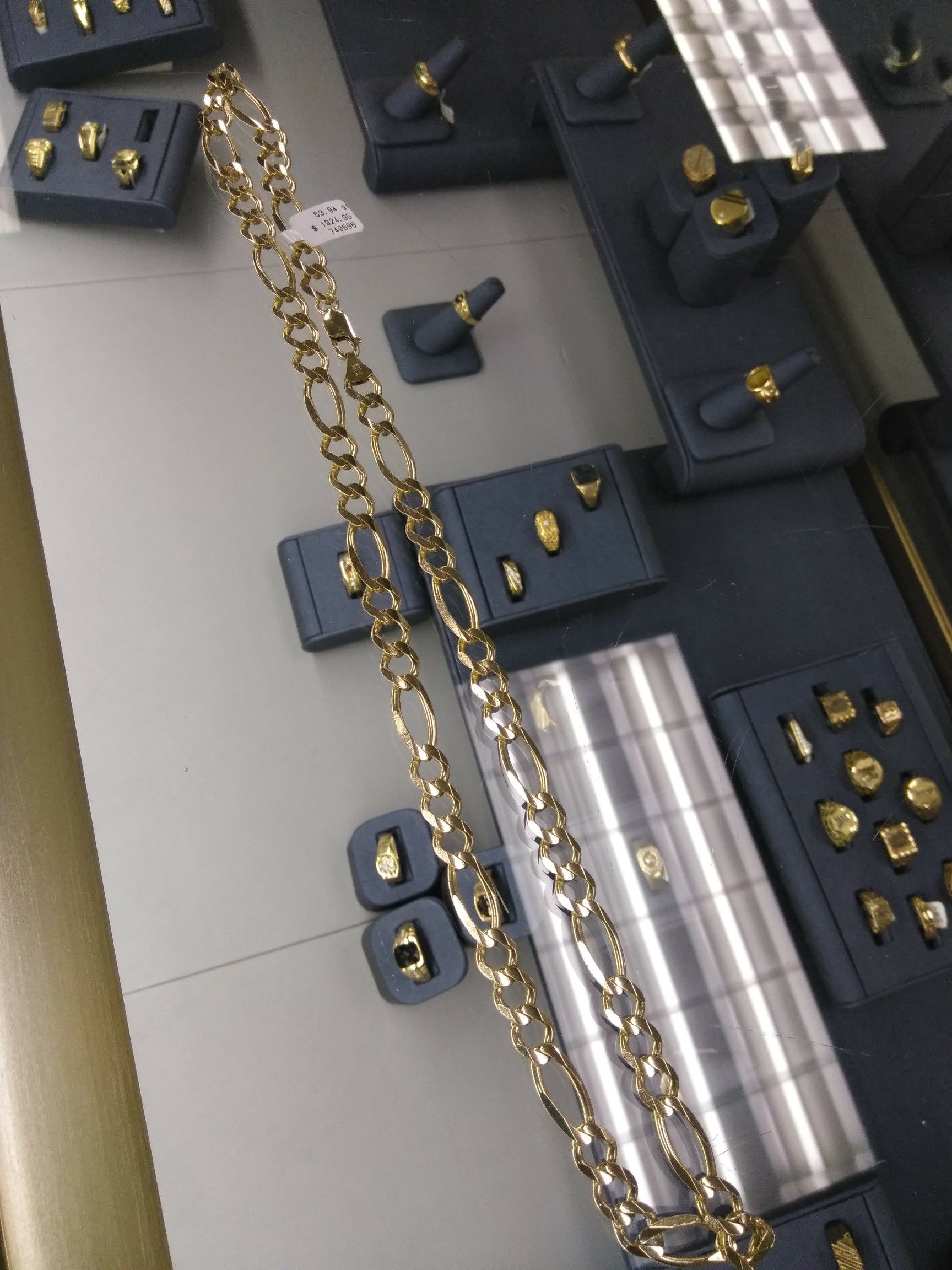 10k gold Figaro chain *heavy*