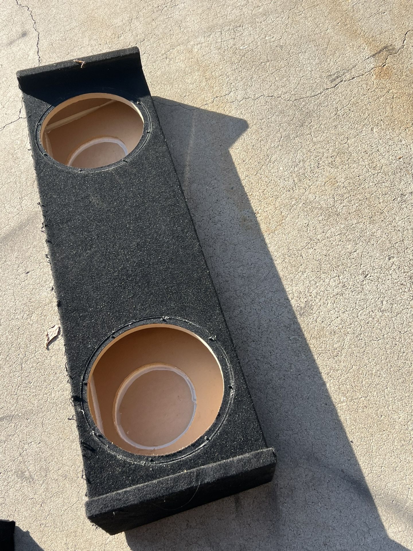 ($120 firm) 2/12s sub box for a 2007 to 13 Chevy / GMC Crew Cab