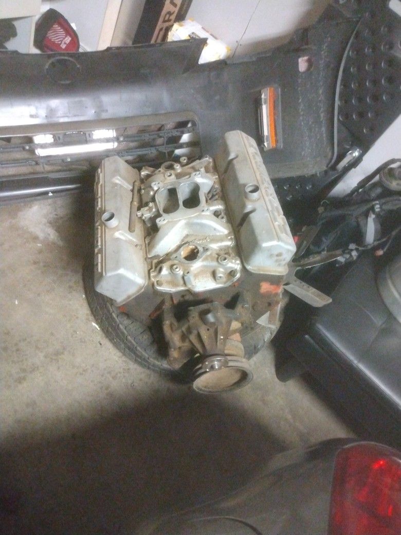 327 Engine Runs I Went Whit Bigger Engine No Need For This One Complete