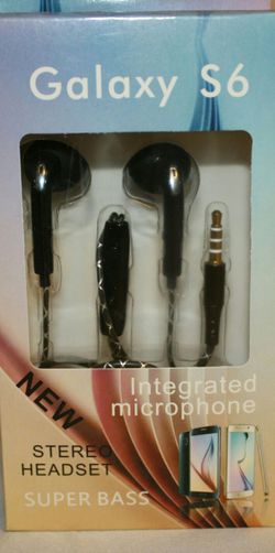 Headphones/earbuds/headset