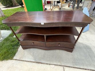 🔥 Wood TV Stand — Solid & Functional — $20 OBO🔥
