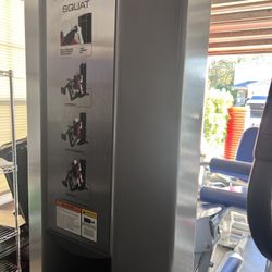 Squat Machine 