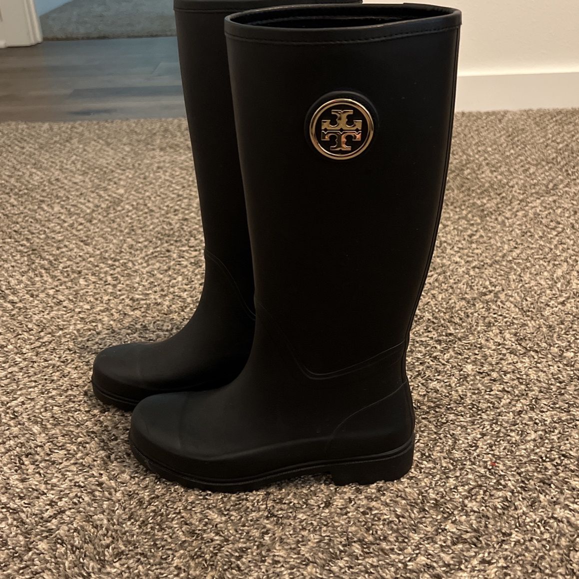 Tory Burch Rain boots for Sale in Greenville, TX - OfferUp