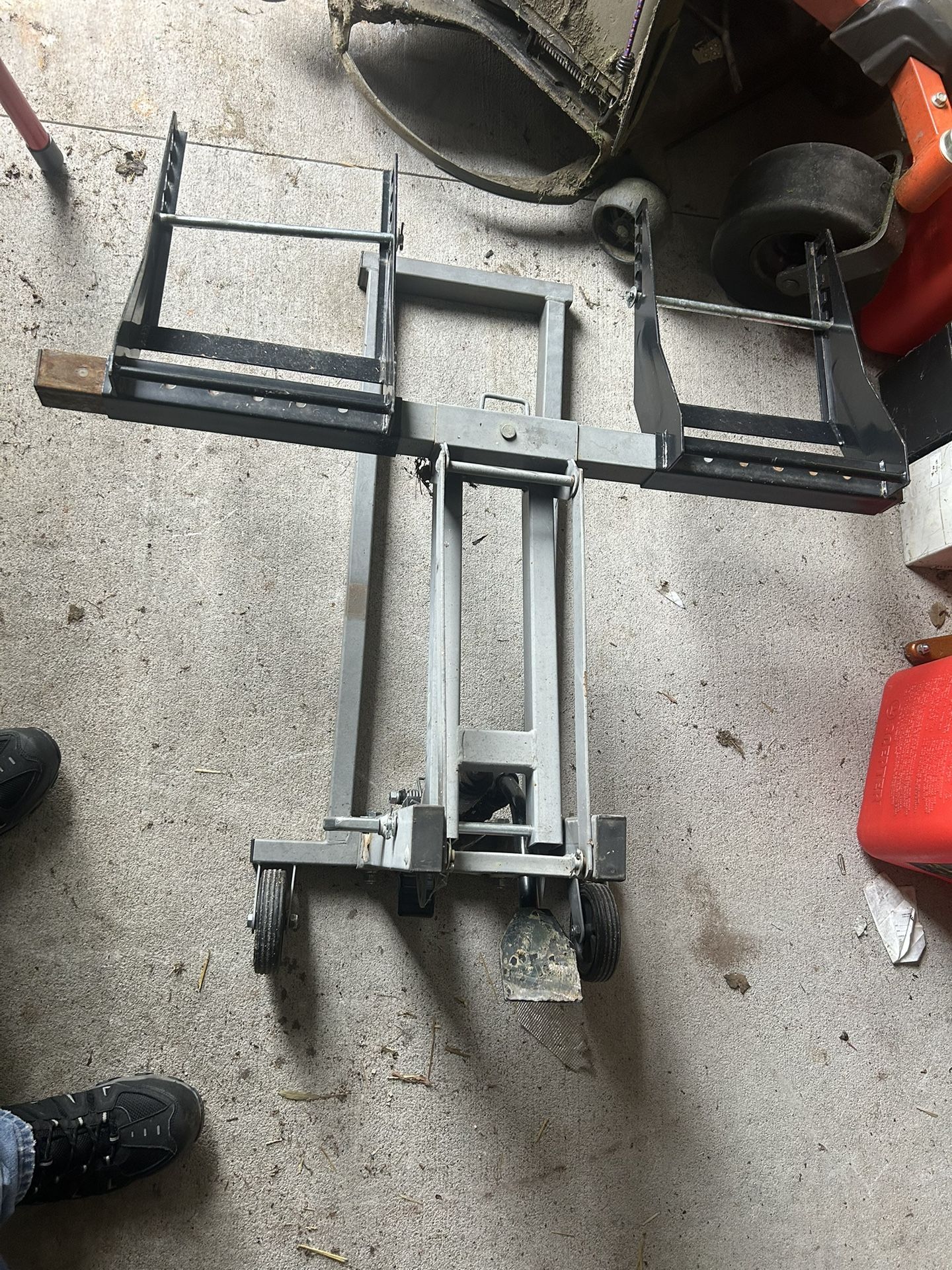 Lawn Mower Jack - Lift / Read Below ⬇️ 