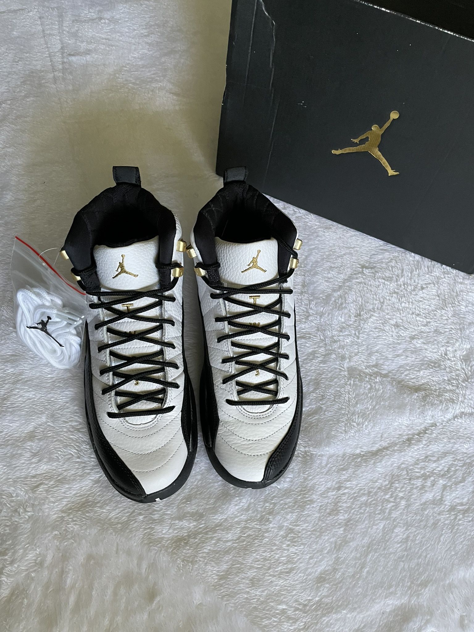 Air Jordan 12 Retro ‘Royalty Taxi’