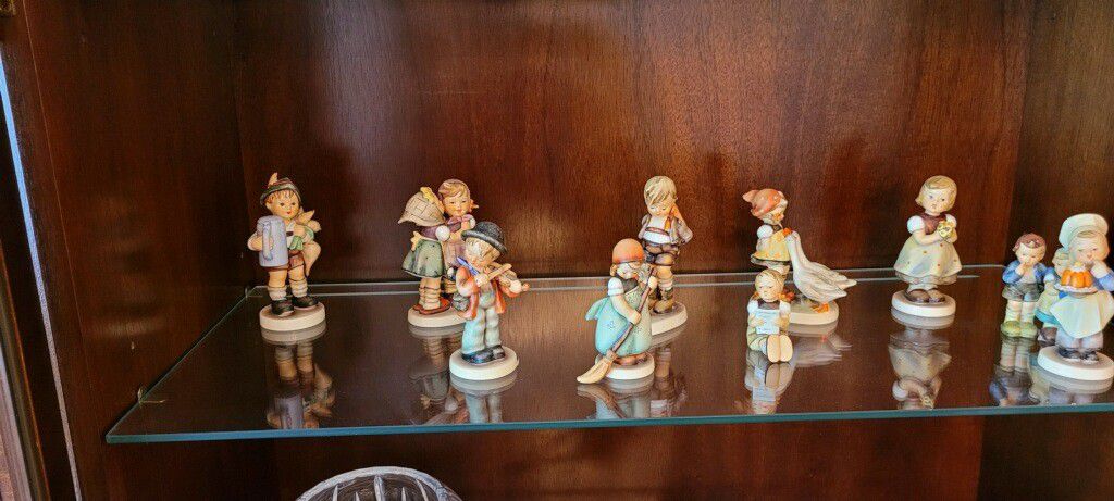 10 Hummel Statues Only $300
