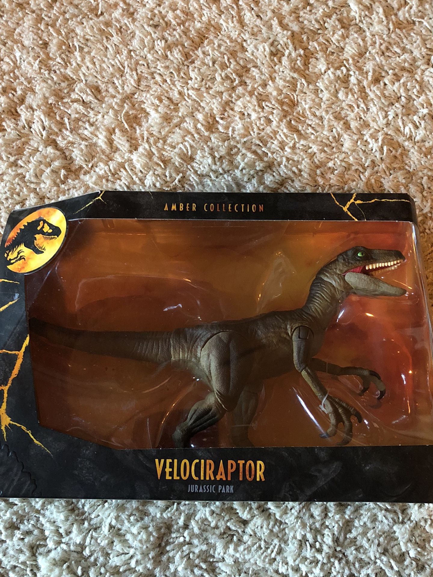 Jurassic Park Amber Collection Velociraptor 