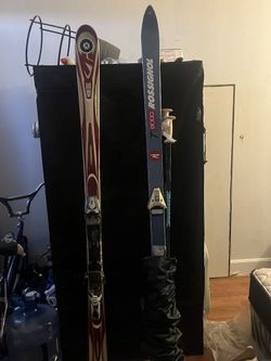 Skis