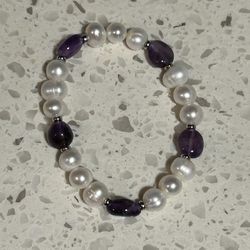 White Cultured Freshwater Pearl and Amethyst Bracelet