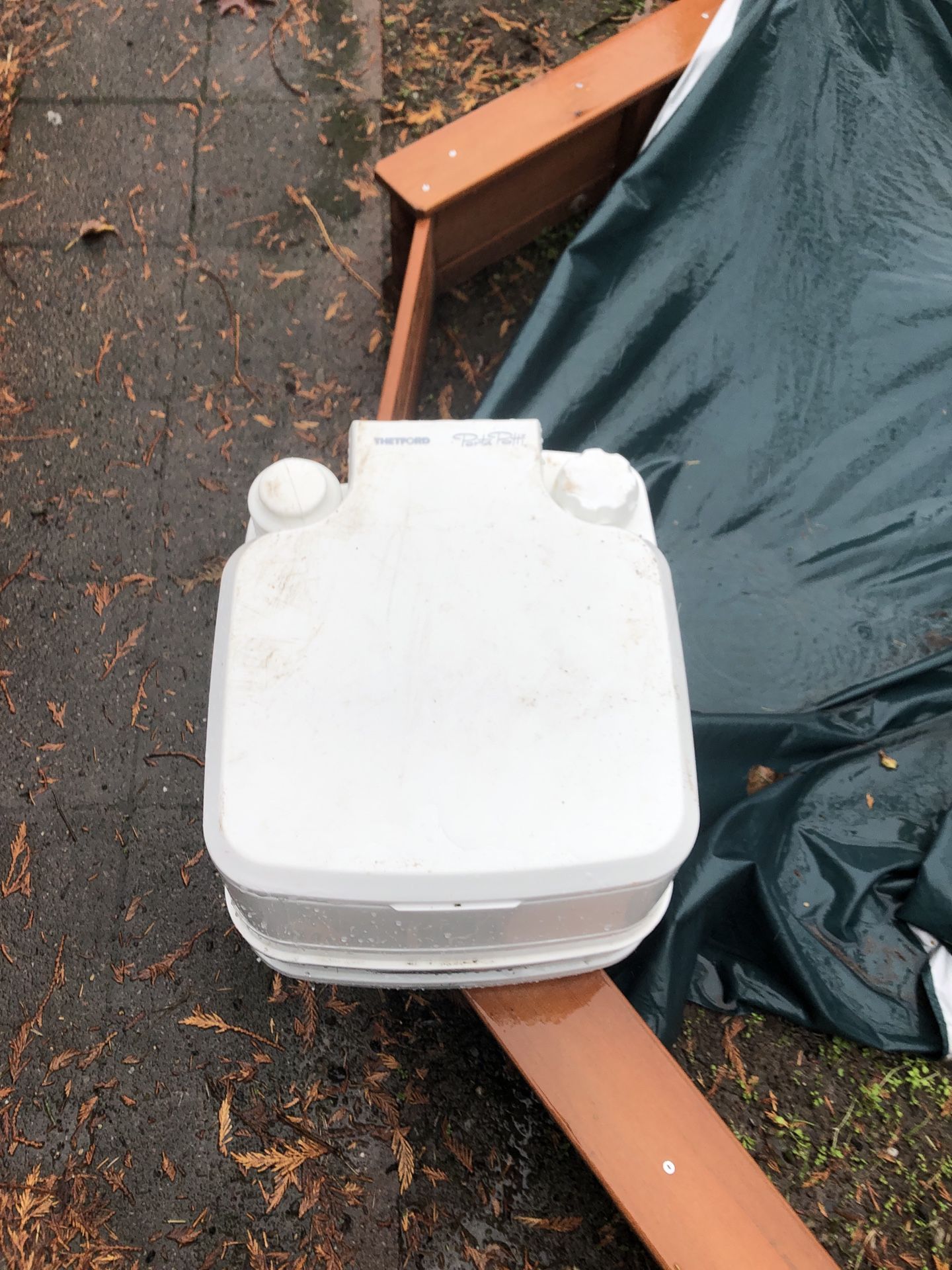 Portable Toilet for Camping