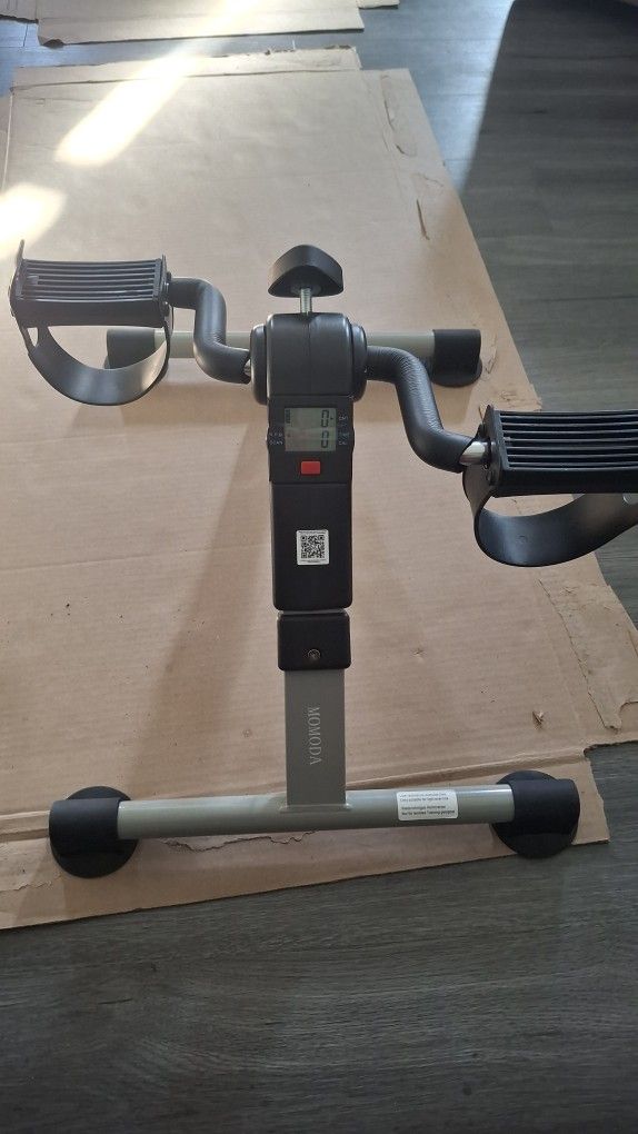 Momoda Arm And Leg Small/Portable Exercise Bike