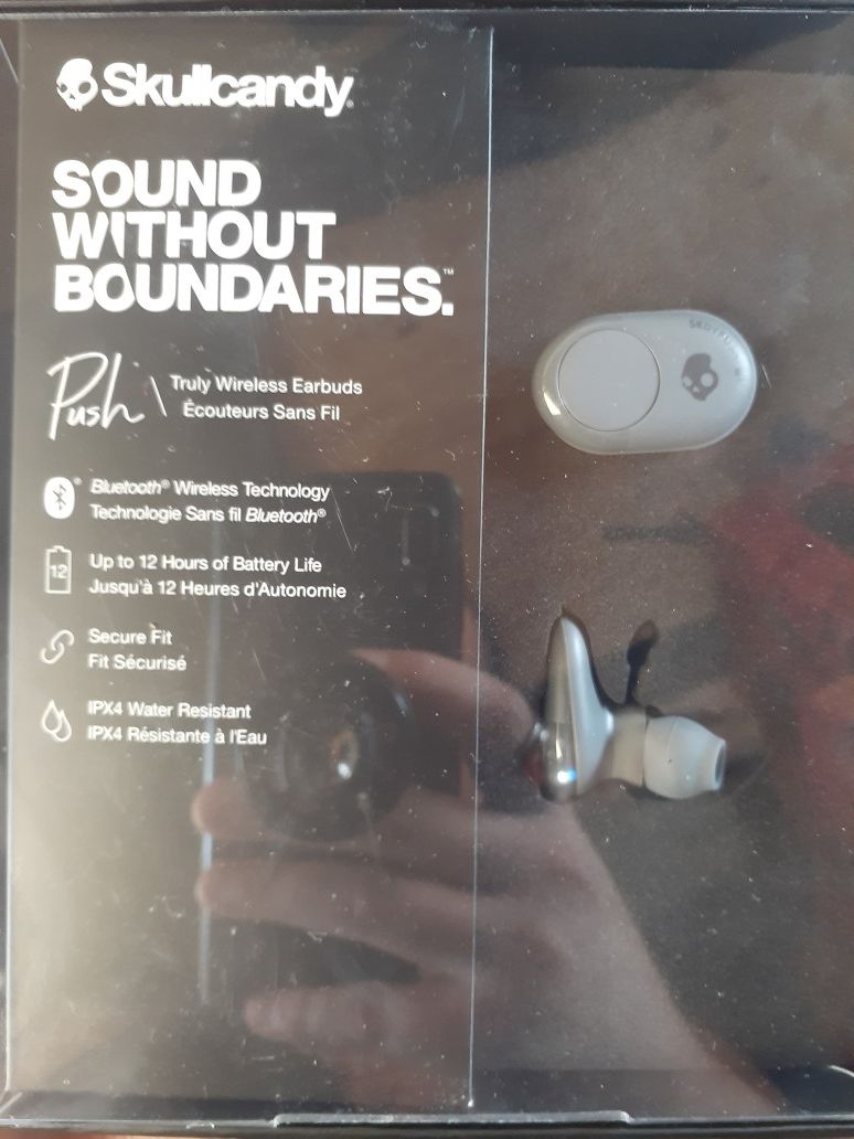 **BRAND NEW skullcandy push bluetooth headphones