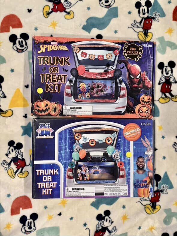 Trunk Or Treat Spider Man Or Space Jam Includes 200 Pieces