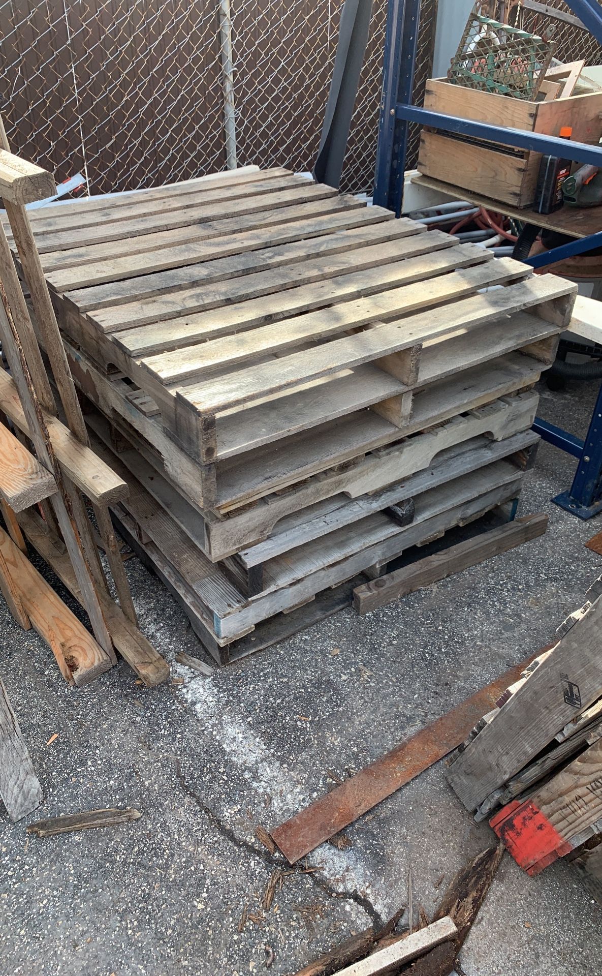 Reclaimed pallet wood