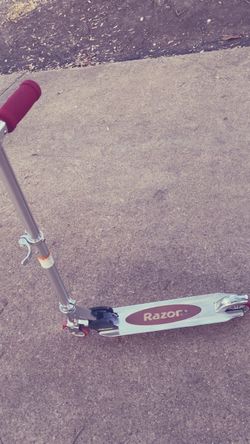 Razor scooter