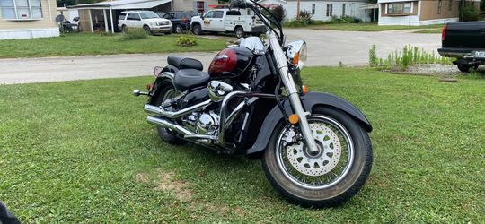 2001 Suzuki volusia  intruder