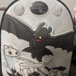 How To Train Your Dragon Toothless And Lightfury Loungefly Bag 